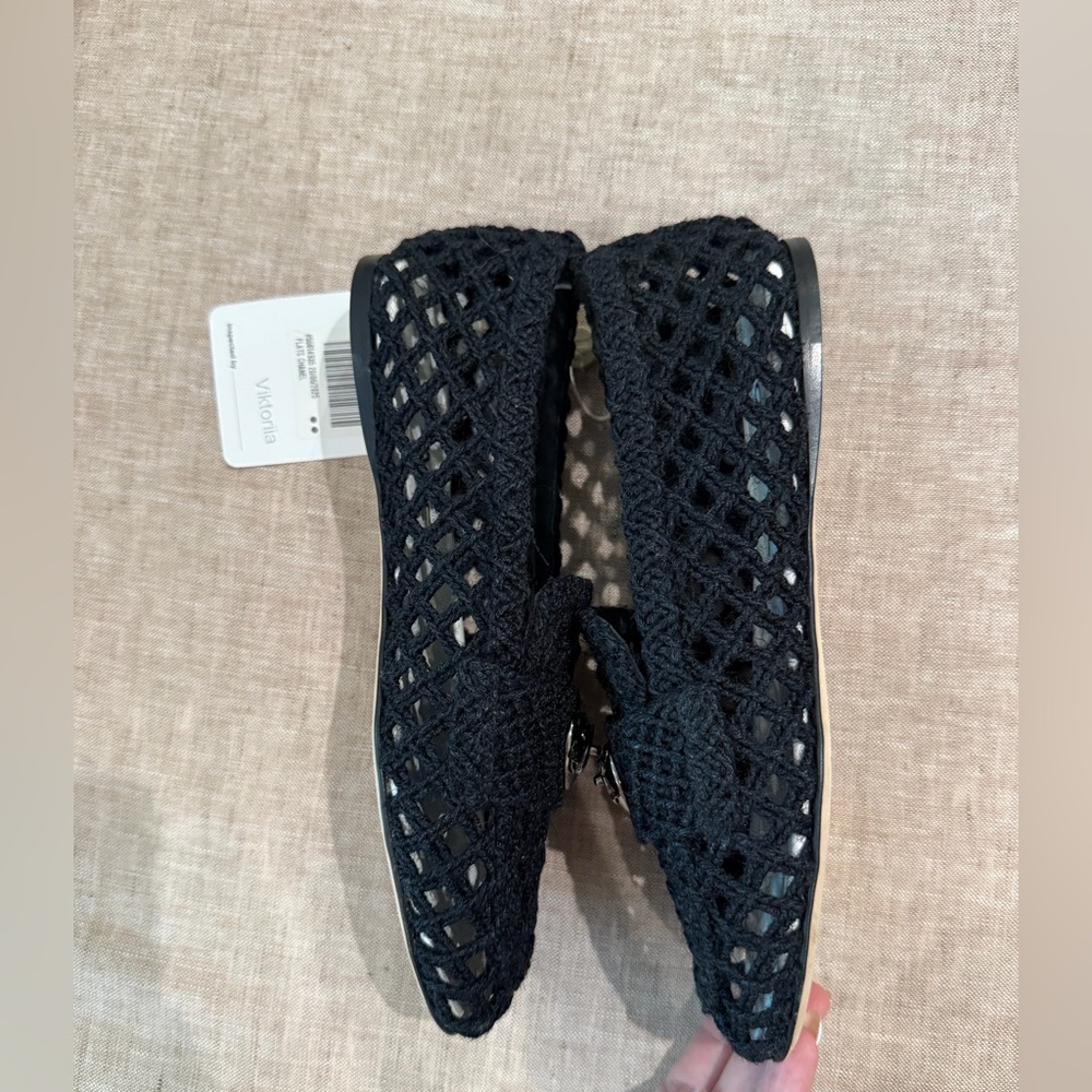 NEW wt tags & box CHANEL Black Crochet Loafers wt Heart interlocking - size 37,5 - Picture 8 of 16